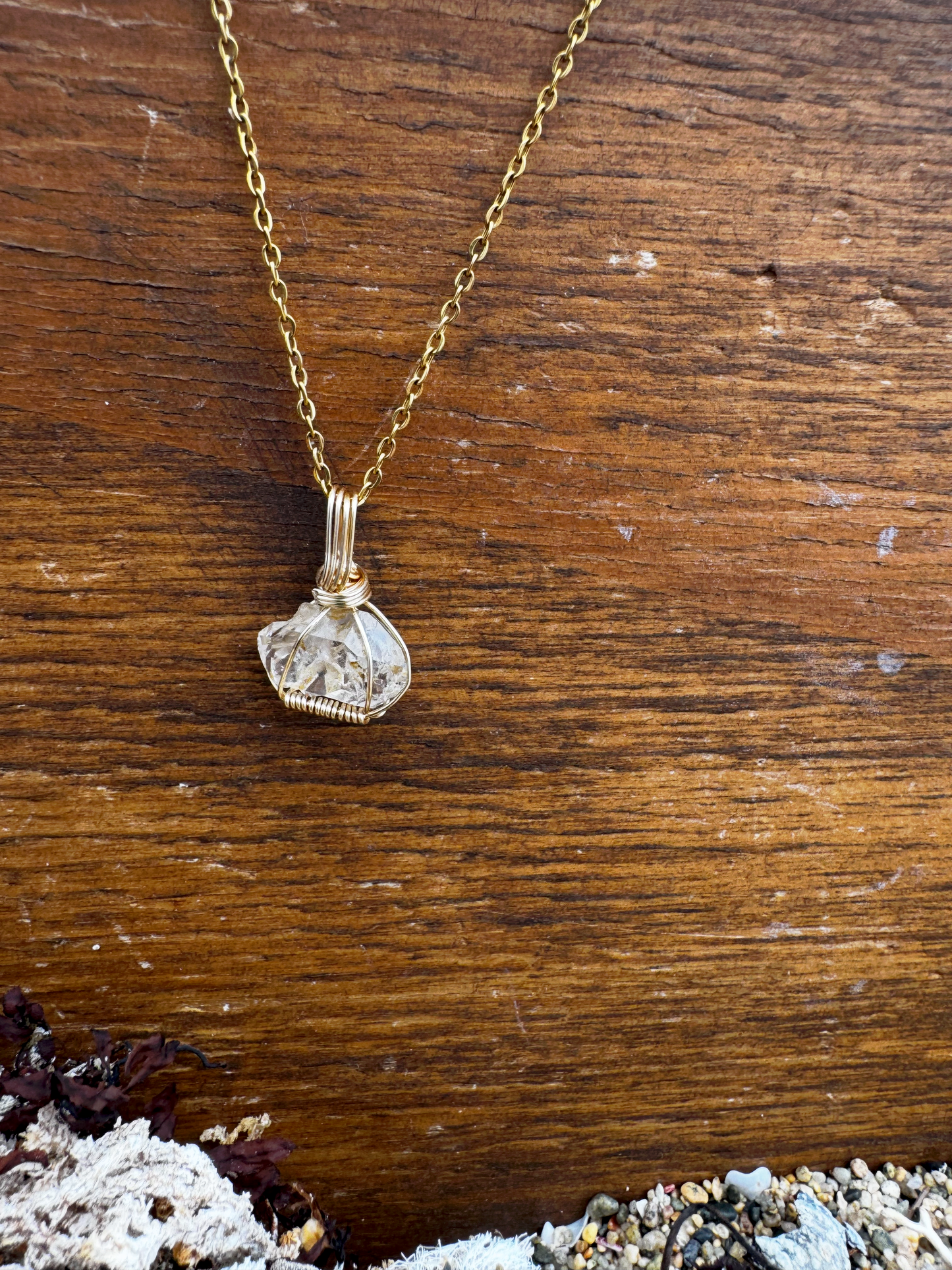 Amanecer Marino-Collar Diamante Herkimer en Dorado