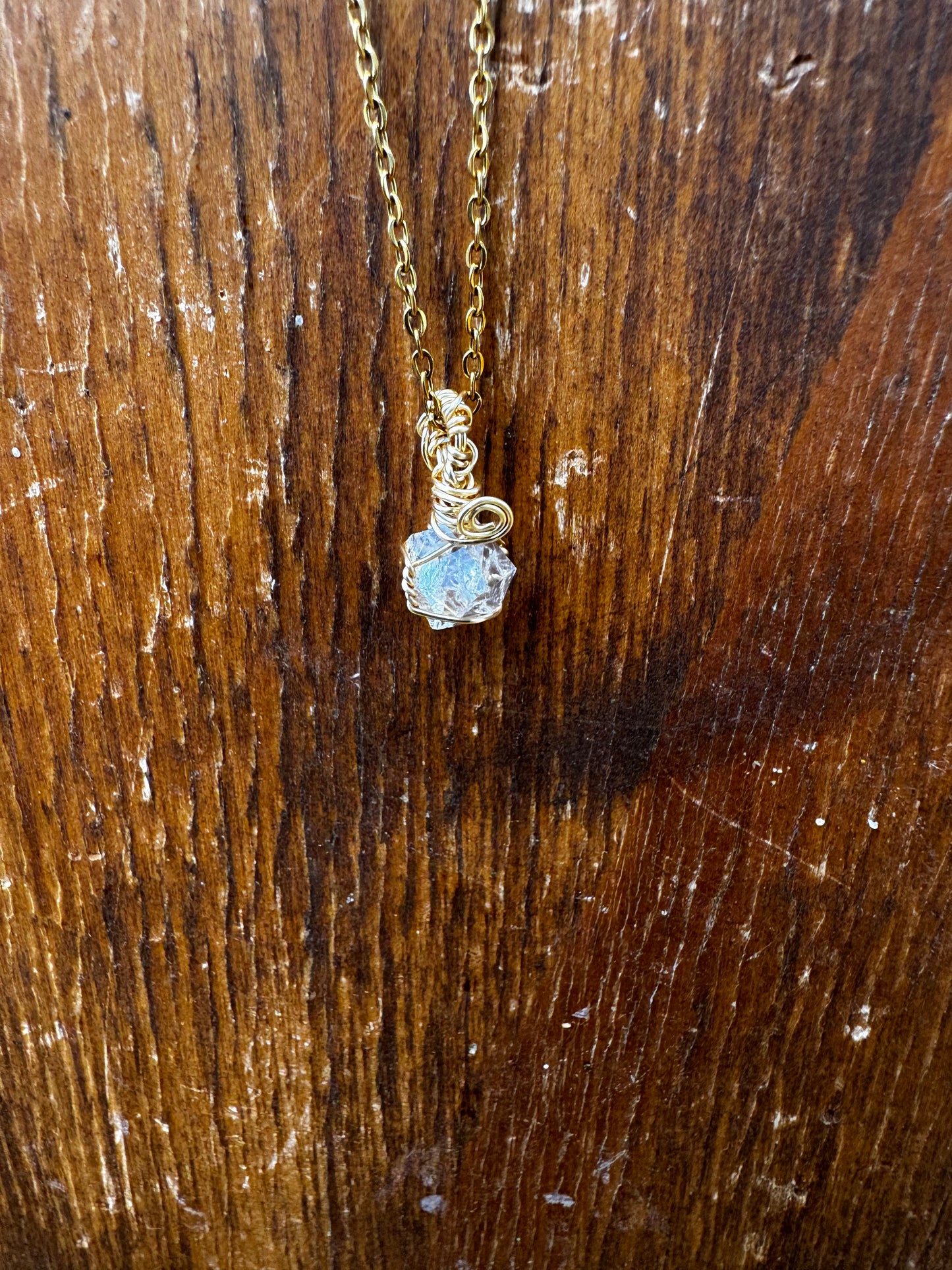 Arrecife Azul-Collar de Diamante Herkimer en Dorado